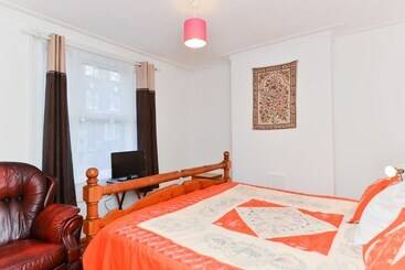 Pansiyon Raspberry Lodge