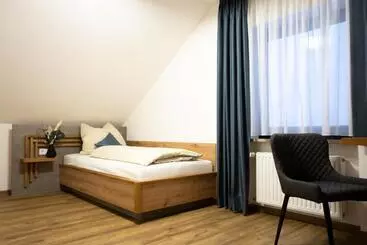 Hostel Landgasthof Zum Schloss