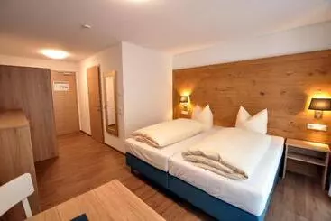 Albergue Gästehaus Zur Krone