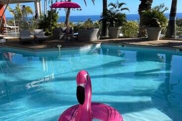 تختخواب و صبحانه Villa Prana