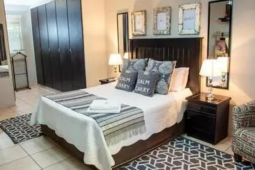 Pension Four Seasons Guesthouses