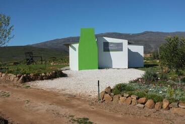 فندق Windfall Wine Farm