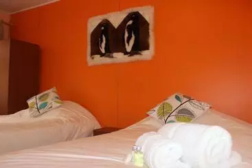 ユースホステル Hostal Baquedano