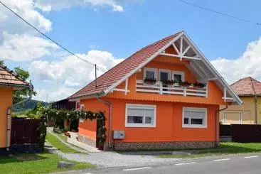 Pension Casa De Vacanță Orsi