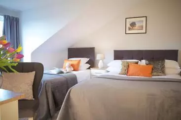 Pensió Westport Heights