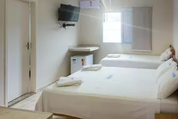 ペンション Pousada Jofisa Caraguá