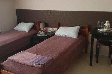 פנסיון Rooms Lagat