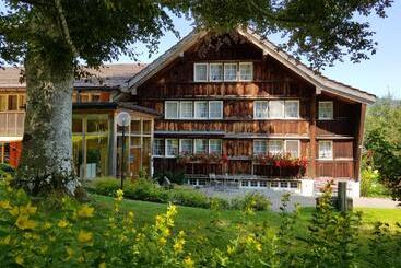 הוסטל Ferienhotel Idyll Gais