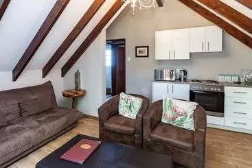 ペンション Kangelani Lodge