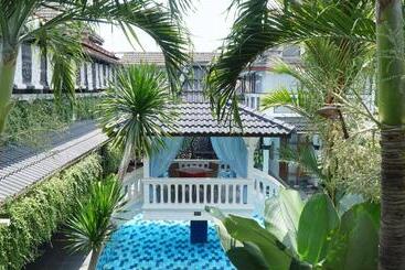 Пансион Raintree Boutique Villa & Gallery