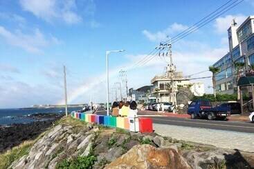 Pensió Jeju Airport Hostel Yesjun