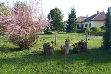 Pensió Véndektanya Vendégház