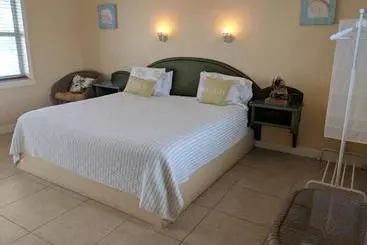 هاستل Snappers Key Largo