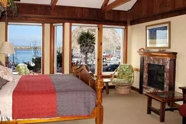 Retkeilymaja Front Street Inn And Spa