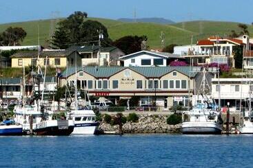 Vandrarhem Front Street Inn And Spa