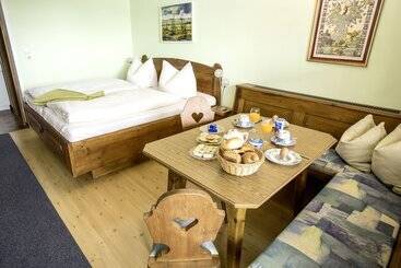 膳宿费 Gästehaus Gastl