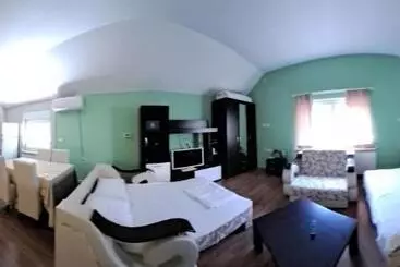 پانسیون Guest House Zoran