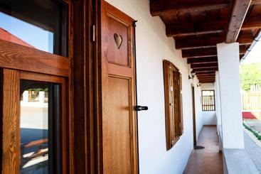 פנסיון Katica Vendégház