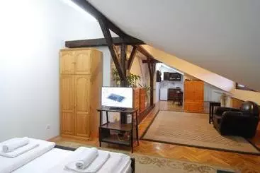 پانسیون Vrnjci House