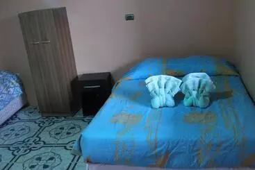 Majatalo Hostal Tuyasto