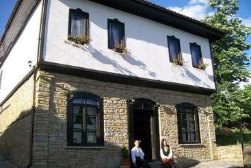 膳宿费 Staroto Shkolo House   Rooms For Guests