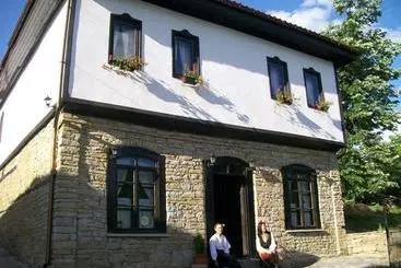 Pensão Staroto Shkolo House Rooms For Guests