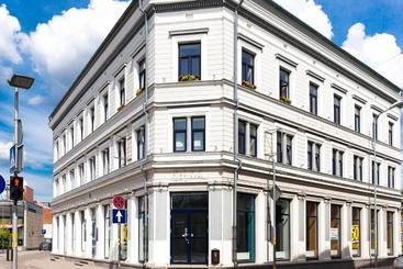 هتل آپارتمان Amber