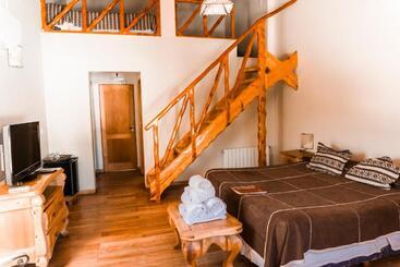 فندق صغير Puerto Malen   Club De Montaña