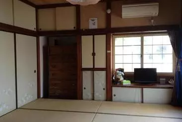 ペンション Wataya Inn