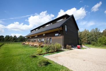 公寓式酒店  Love Island 2