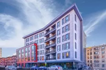 Hotelli Global Luxury Suites Longwood Medical