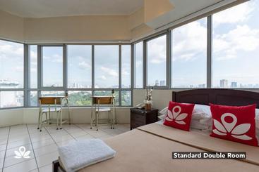 Hotel Golden Panda Dormtel By Zen Rooms