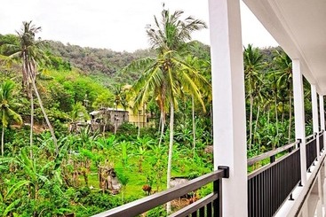 مبيت وإفطار Kailash Homestay