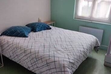 בית מלון כפרי Au Bon Coin