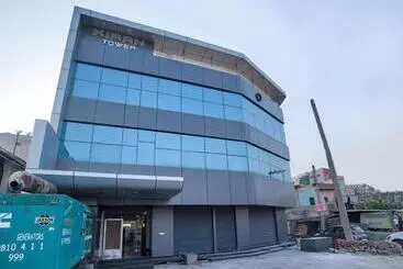 Hotelli O Crown Residency