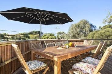 דירות לתיירים Smith Beach Getaways Beachwood House