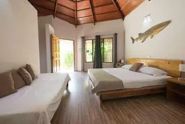 Hotel Blue World Dharavandhoo