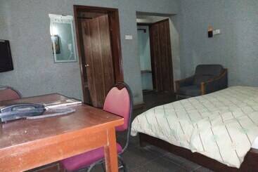 De Aces Hotels & Conference Centre