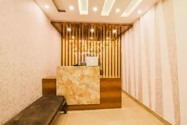 Szálloda Colleins Holiday Homes By Oyo Rooms