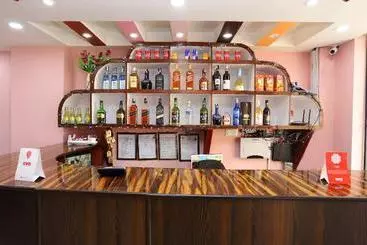 هتل Pranisha Inn