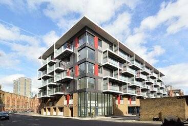 דירות לתיירים Twyne House Apartments