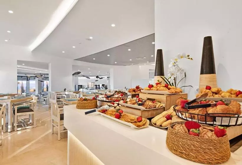 Aparthotel Fontanellas Playa