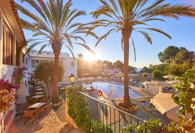 Gavimar Cala Gran Hotel And Apartments
