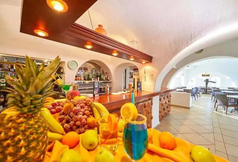 Gavimar Cala Gran Hotel And Apartments