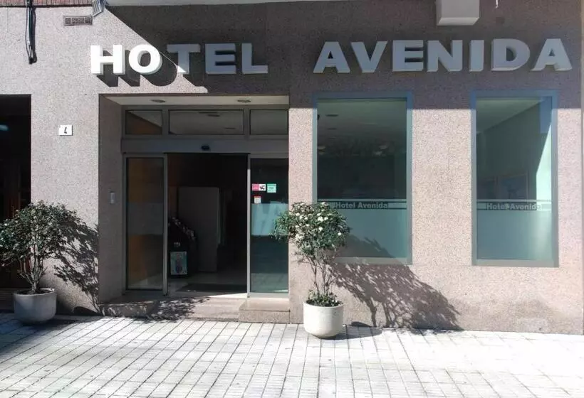 ホテル Avenida
