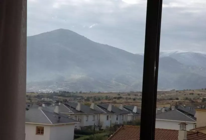 Отель El Cielo De Cebreros