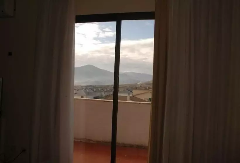 Отель El Cielo De Cebreros