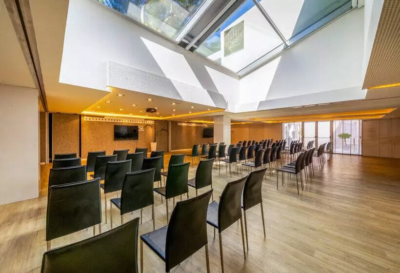 هتل Innside by Meliá Palma Bosque