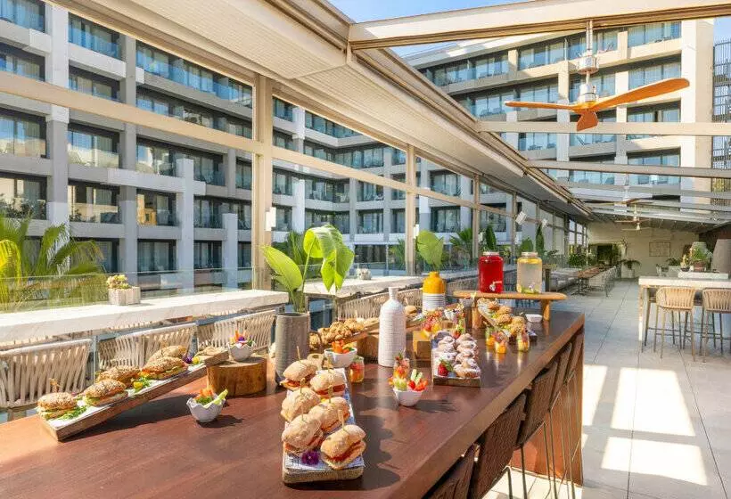 هتل Innside by Meliá Palma Bosque