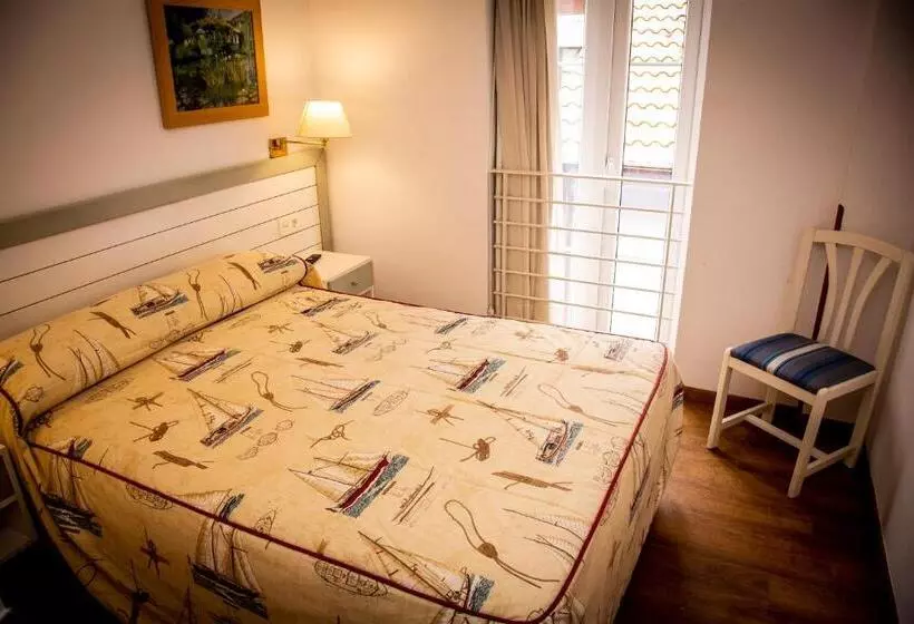 בית מלון כפרי Isabel Rooms   Suarez Inclán 38